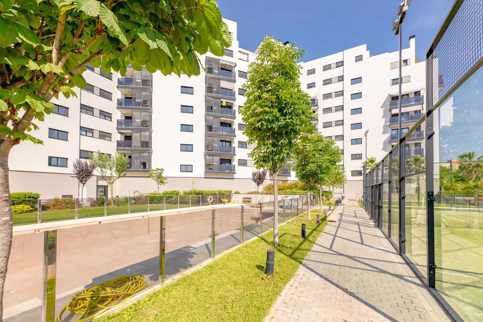 Vista exterior de Piso en venta en Valencia con Trastero, Piscina y Balcón