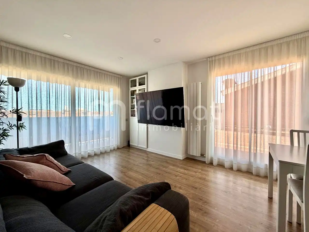 Wohnzimmer von Dachboden zum Verkauf in Malgrat de Mar mit Klimaanlage und Terrasse