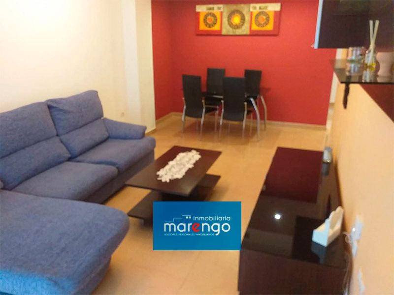 Sala d'estar de Pis en venda en Almazora / Almassora amb Aire condicionat, Terrassa i Moblat