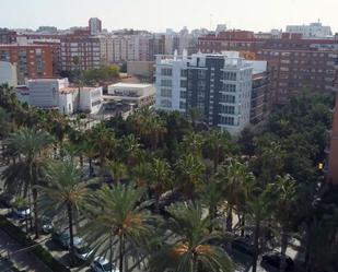 Exterior view of Attic for sale in  Valencia Capital  with Air Conditioner and Terrace