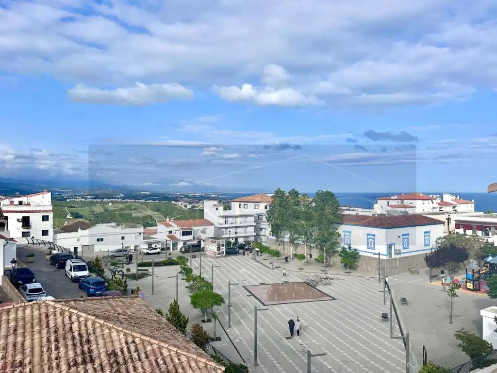 Vista exterior de Àtic en venda en Manilva amb Aire condicionat, Terrassa i Moblat
