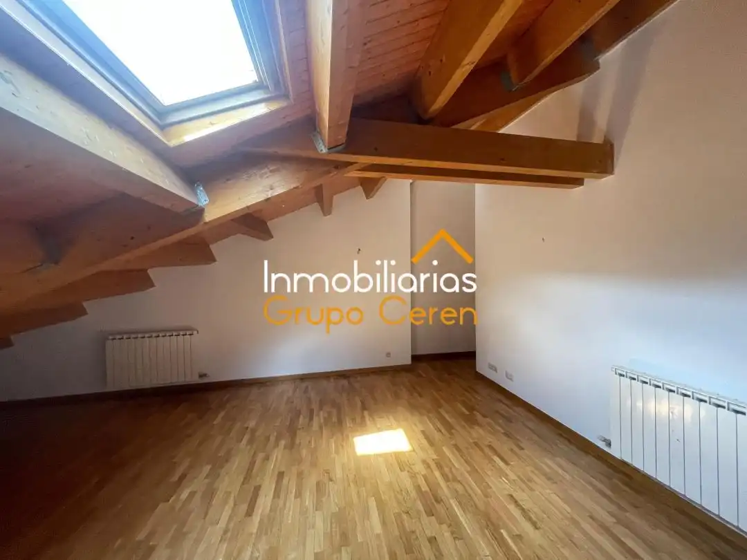 Dúplex en venta en Aldea Azarrulla, 60, Ezcaray
