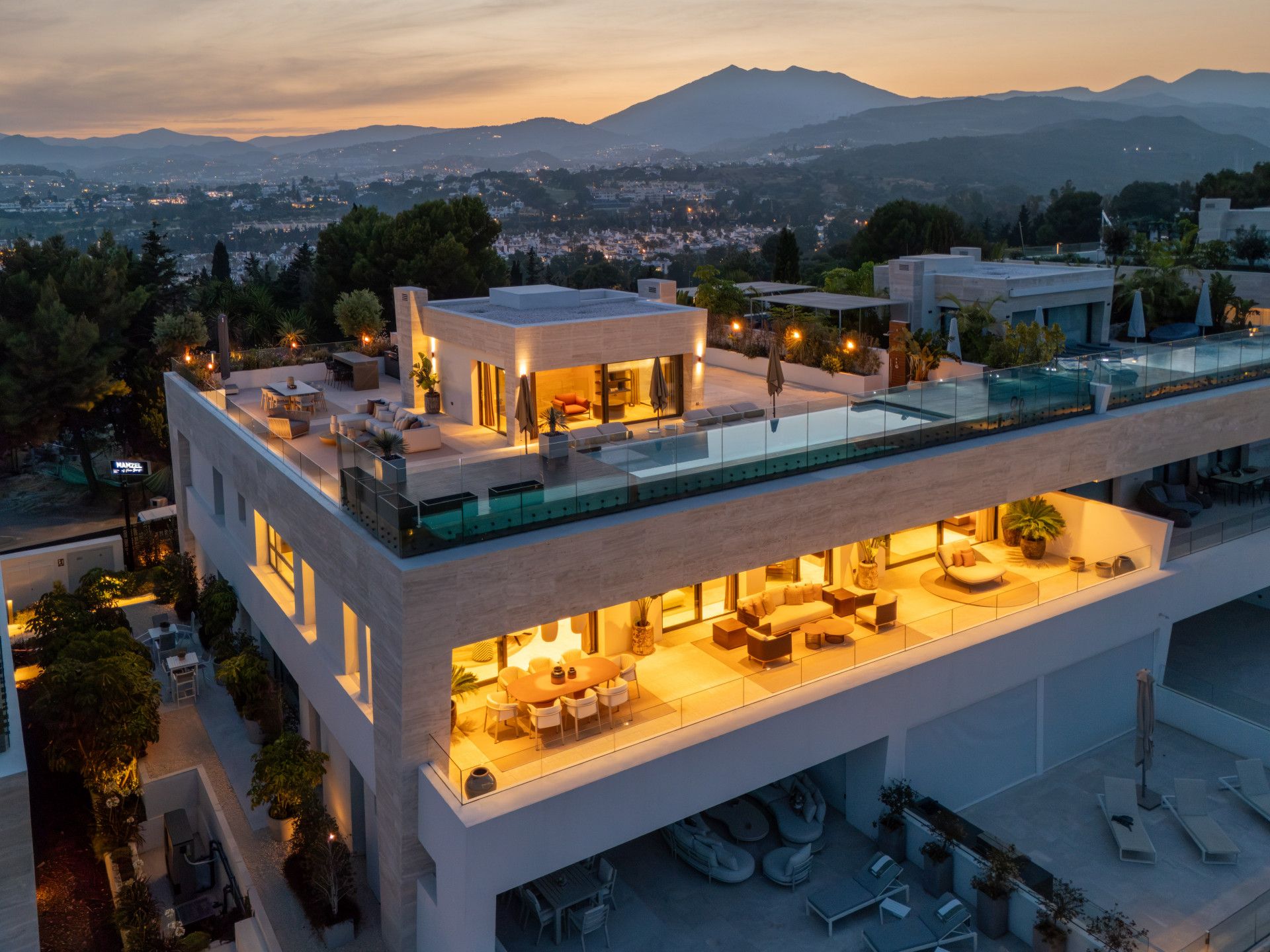 Terrace of Attic for sale in Marbella  with Private garden, Terrace and Swimming Pool