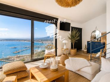 Casa con balcone in vendita a Joan Margarit