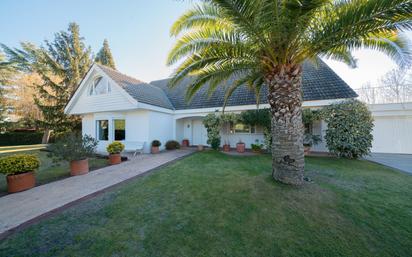 Casa o xalet en venda a Monteclaro