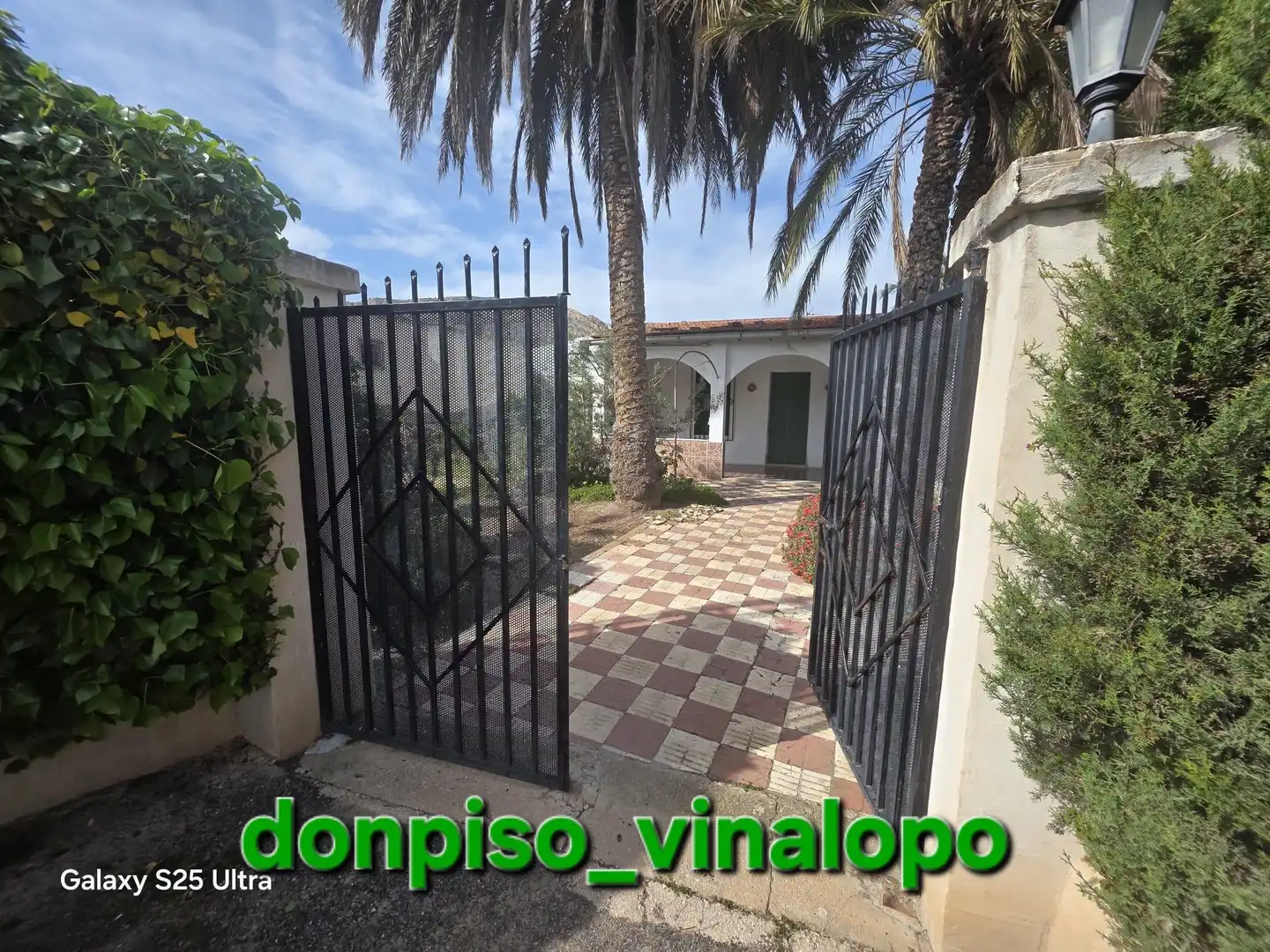 Finca rústica en venta en Elda con Jardín privado, Trastero y Piscina