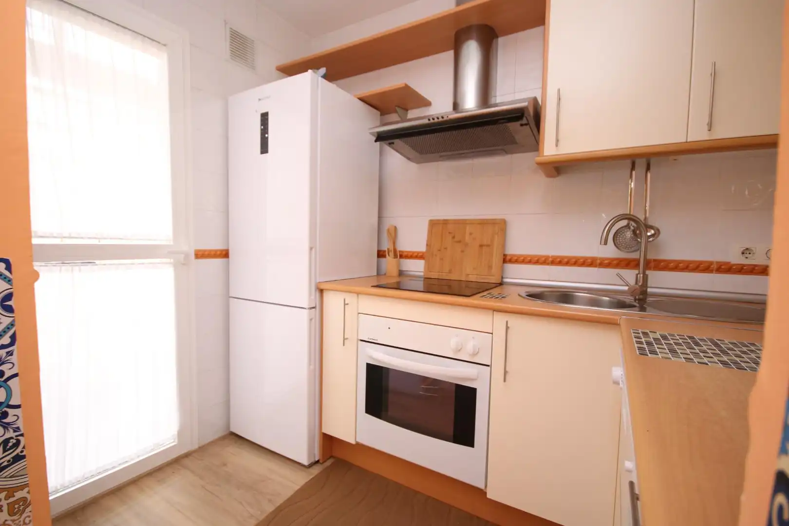 Cocina de Apartamento en venta en Islantilla con Aire acondicionado, Calefacción y Jardín privado