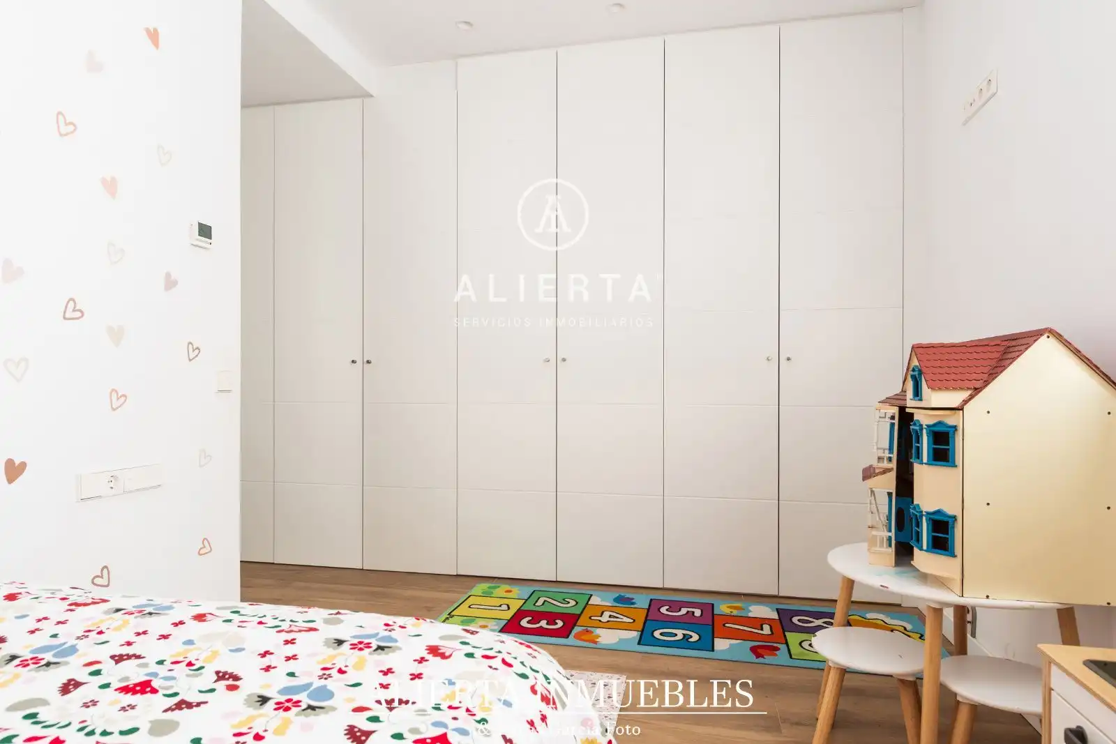 Habitación de Casa o chalet en venta en Zaragoza con Aire acondicionado, Calefacción y Trastero