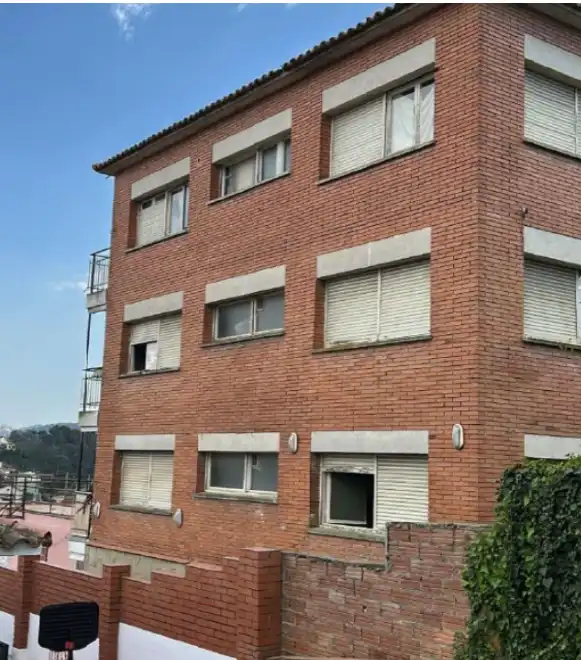 Edificio en venta en Calle Verge Montserat, La Floresta