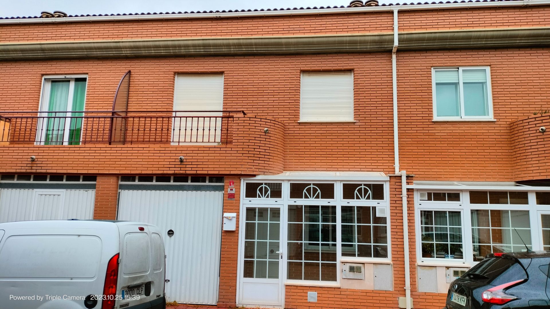Vista exterior de Casa adosada de lloguer en Cabezón de Pisuerga amb Terrassa, Traster i Balcó