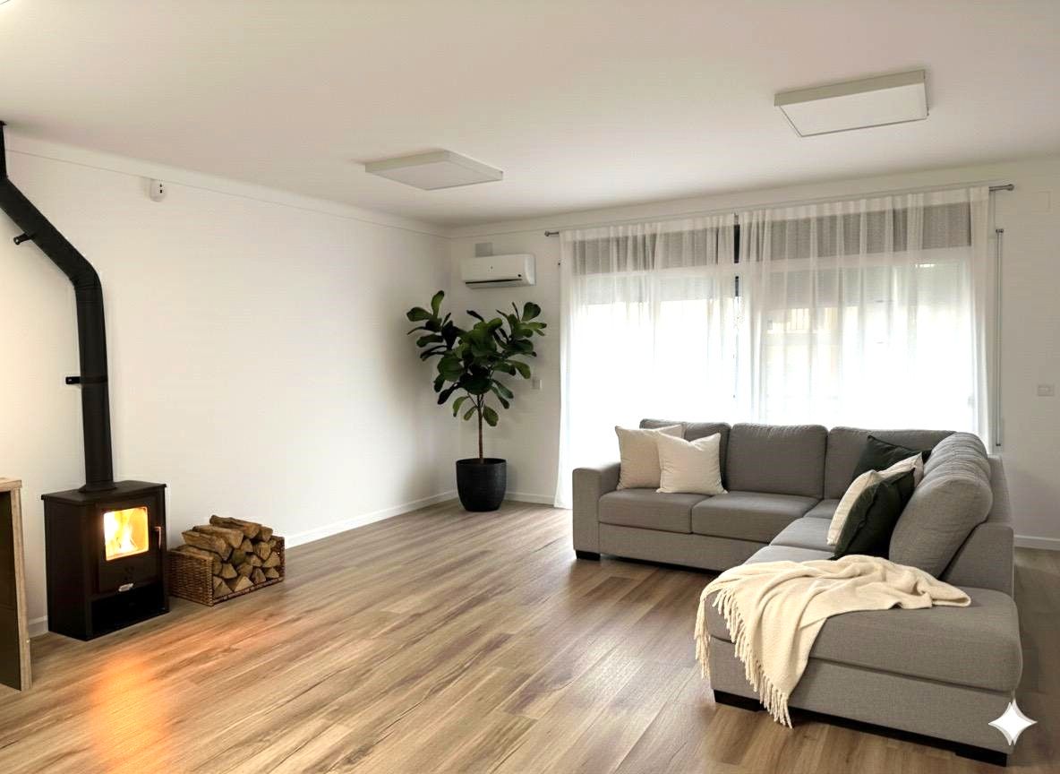 Piso en venta en Carrer Besalú, El Colomer - La Bateria - La Coma