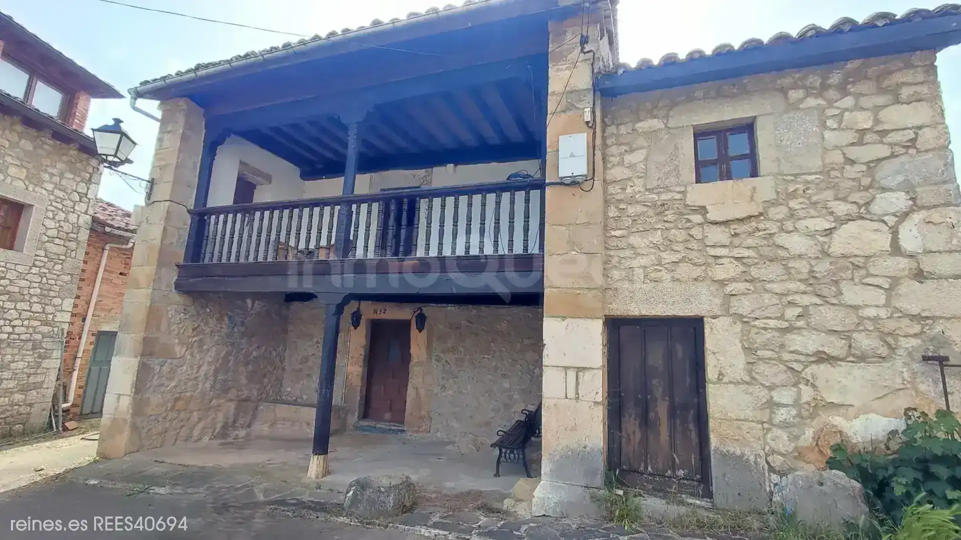 Exterior view of Houses for sale in Cabrales  with Terrace and Furnished