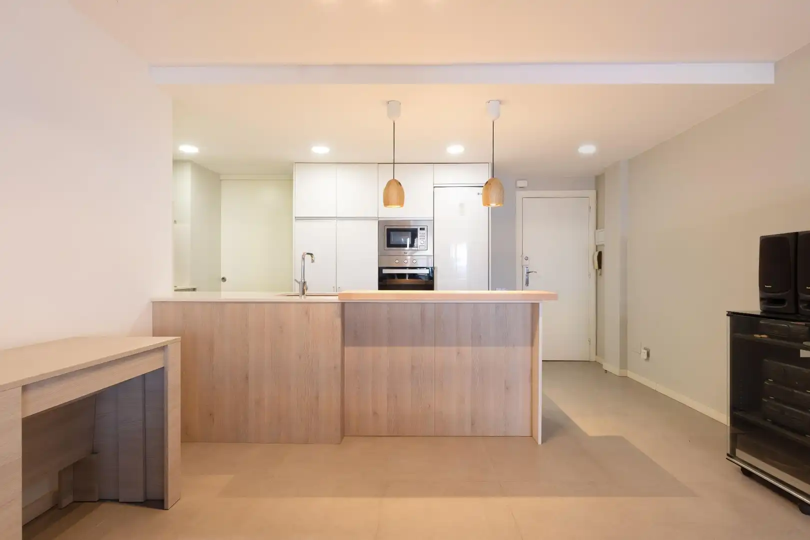 Cocina de Piso en venta en Arenys de Mar con Terraza, Trastero y Balcón