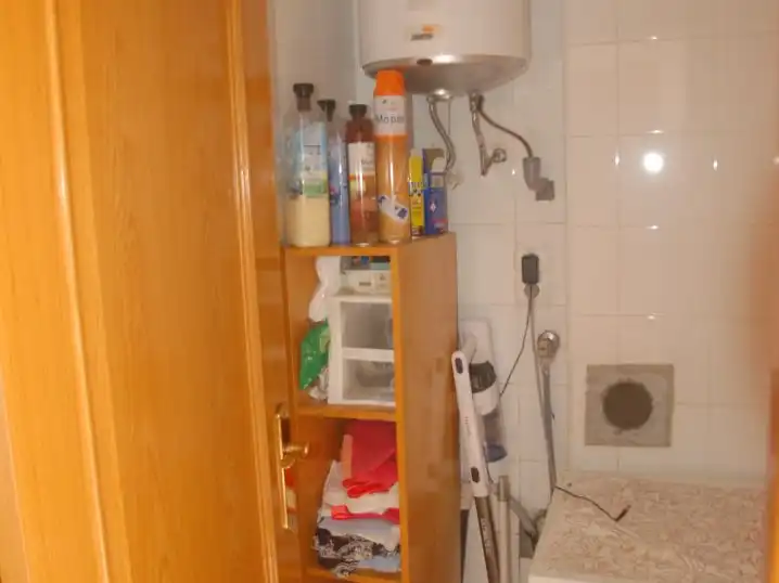 Baño de Piso en venta en L'Hospitalet de Llobregat con Aire acondicionado, Terraza y Balcón