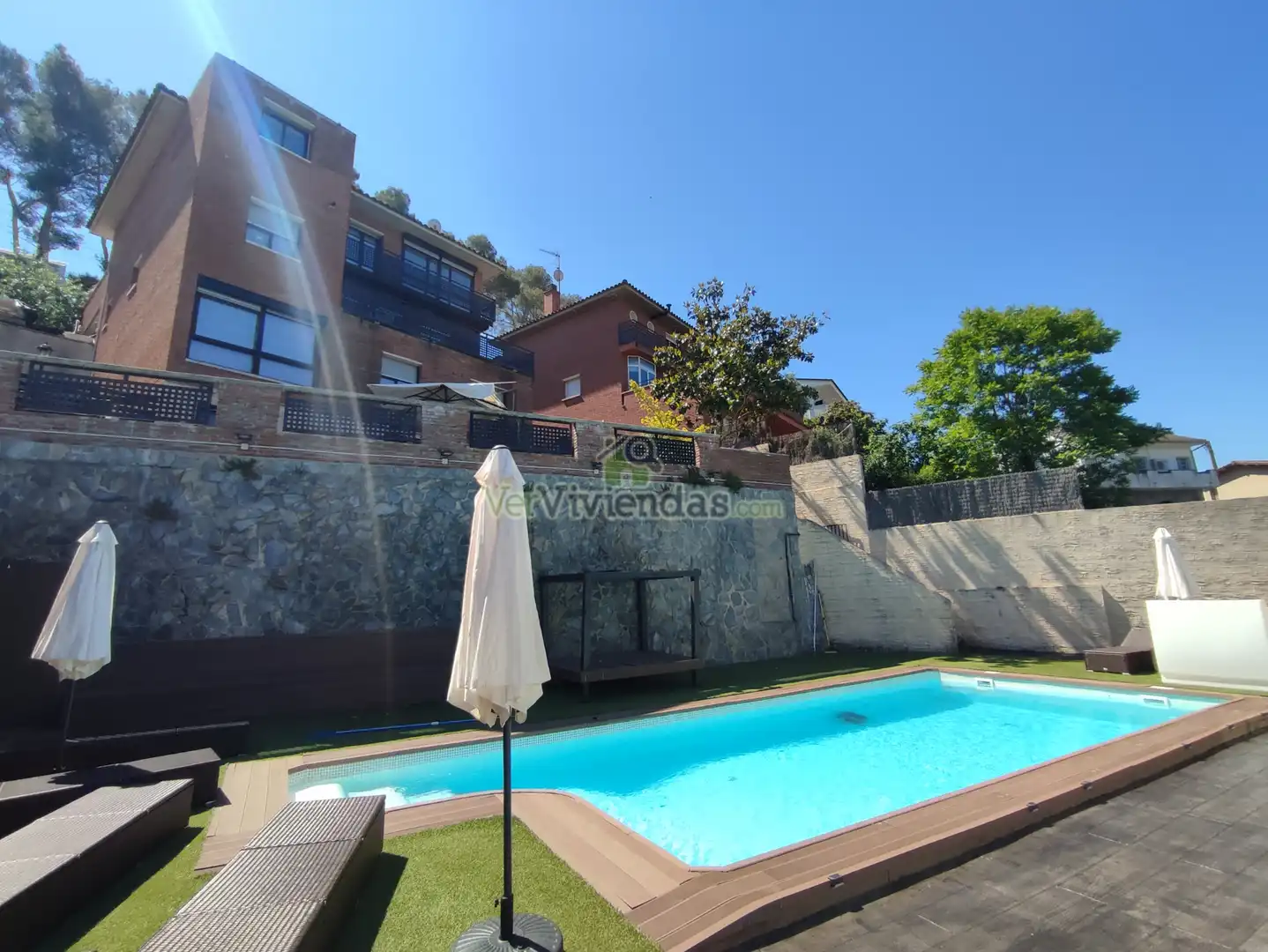 Piscina de Casa o xalet en venda en Cervelló amb Aire condicionat, Calefacció i Jardí privat