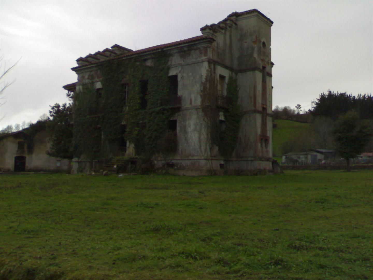 Exterior view of Country house for sale in Parres