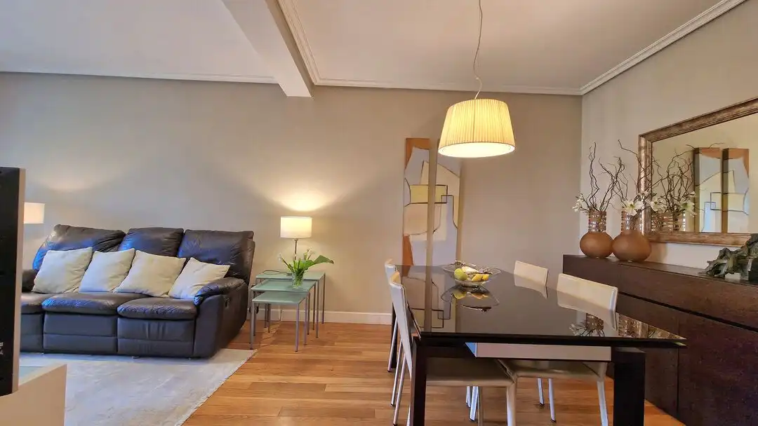 Esszimmer von Wohnung zum Verkauf in Donostia - San Sebastián  mit Heizung, Abstellraum und Balkon