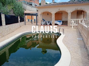 Villa mit Balkon zum Verkauf in Roca Grossa
