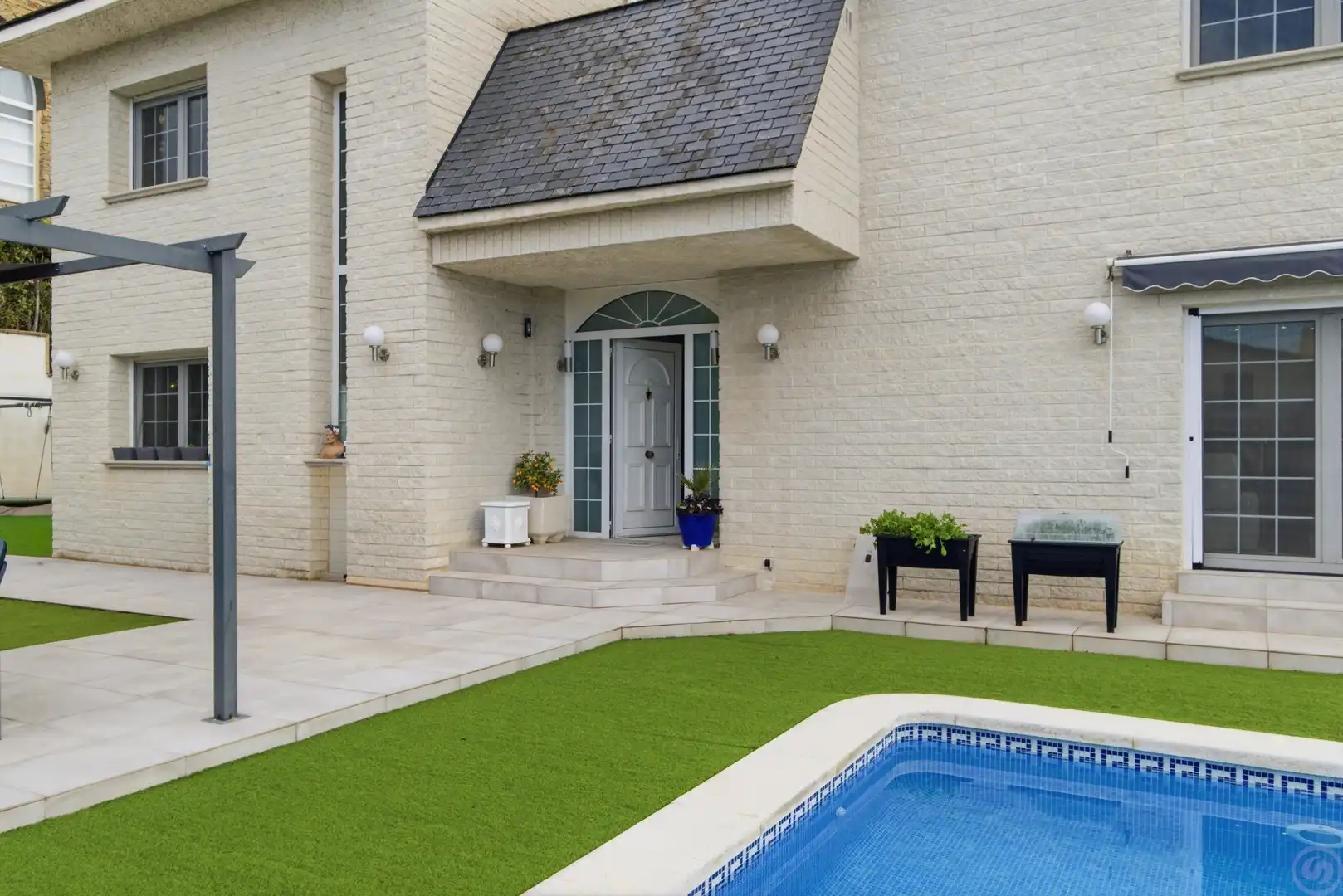 Schwimmbecken von Haus oder Chalet zum Verkauf in Girona mit Terrasse und Schwimmbad