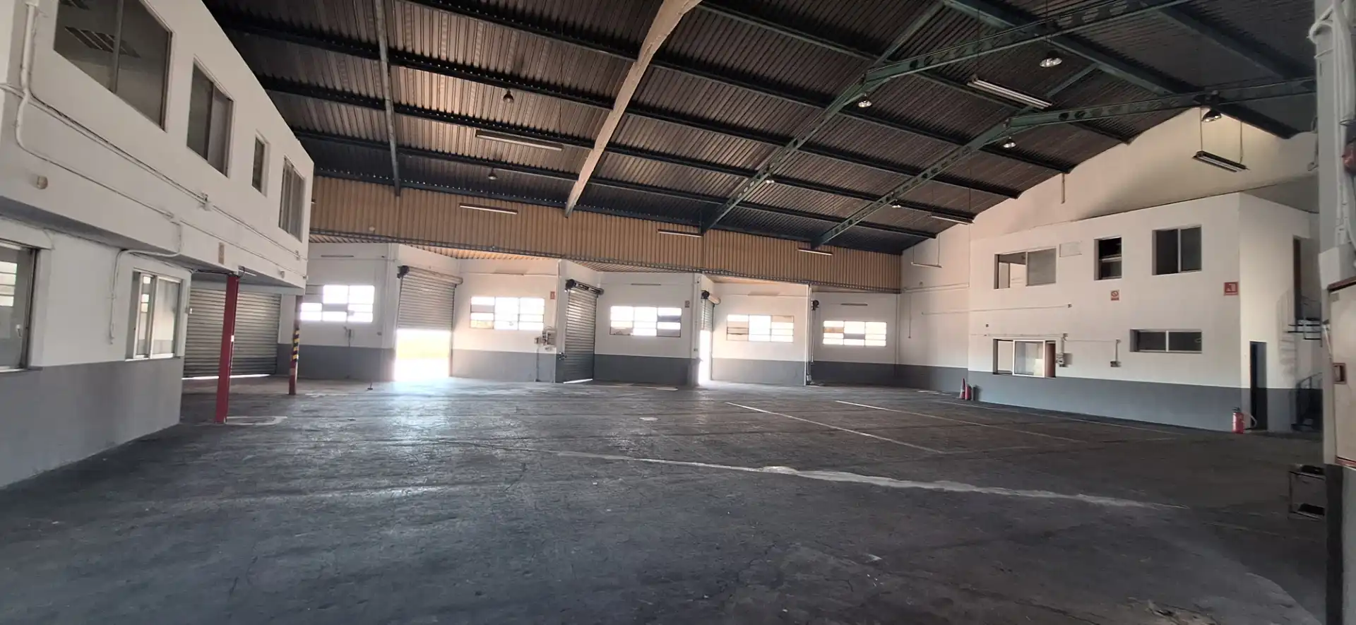 Industrial buildings for rent in Xirivella