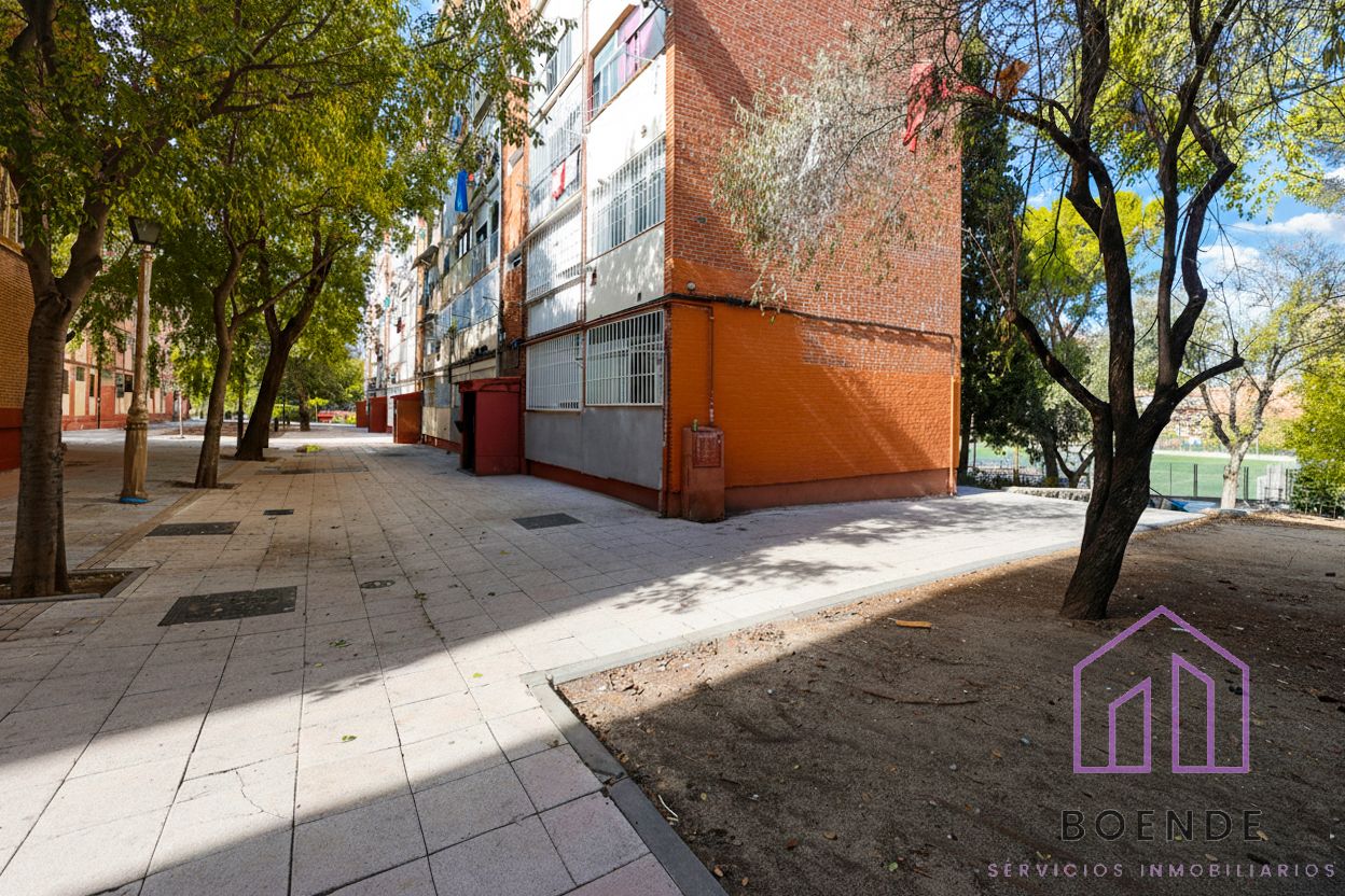 Exterior view of Flat for sale in  Madrid Capital  with Air Conditioner, Heating and Terrace