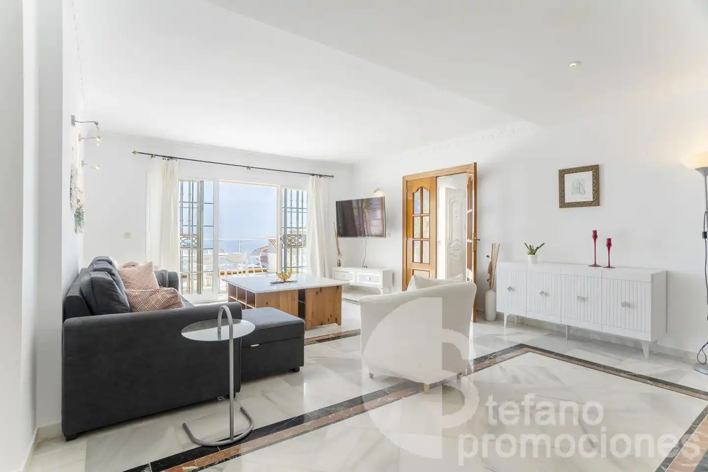 Sala de estar de Casa o chalet en venta en Rincón de la Victoria con Aire acondicionado, Jardín privado y Terraza