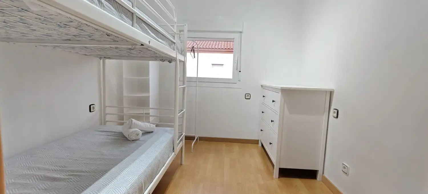 Bedroom of Flat for rent in Granada  with Terrace