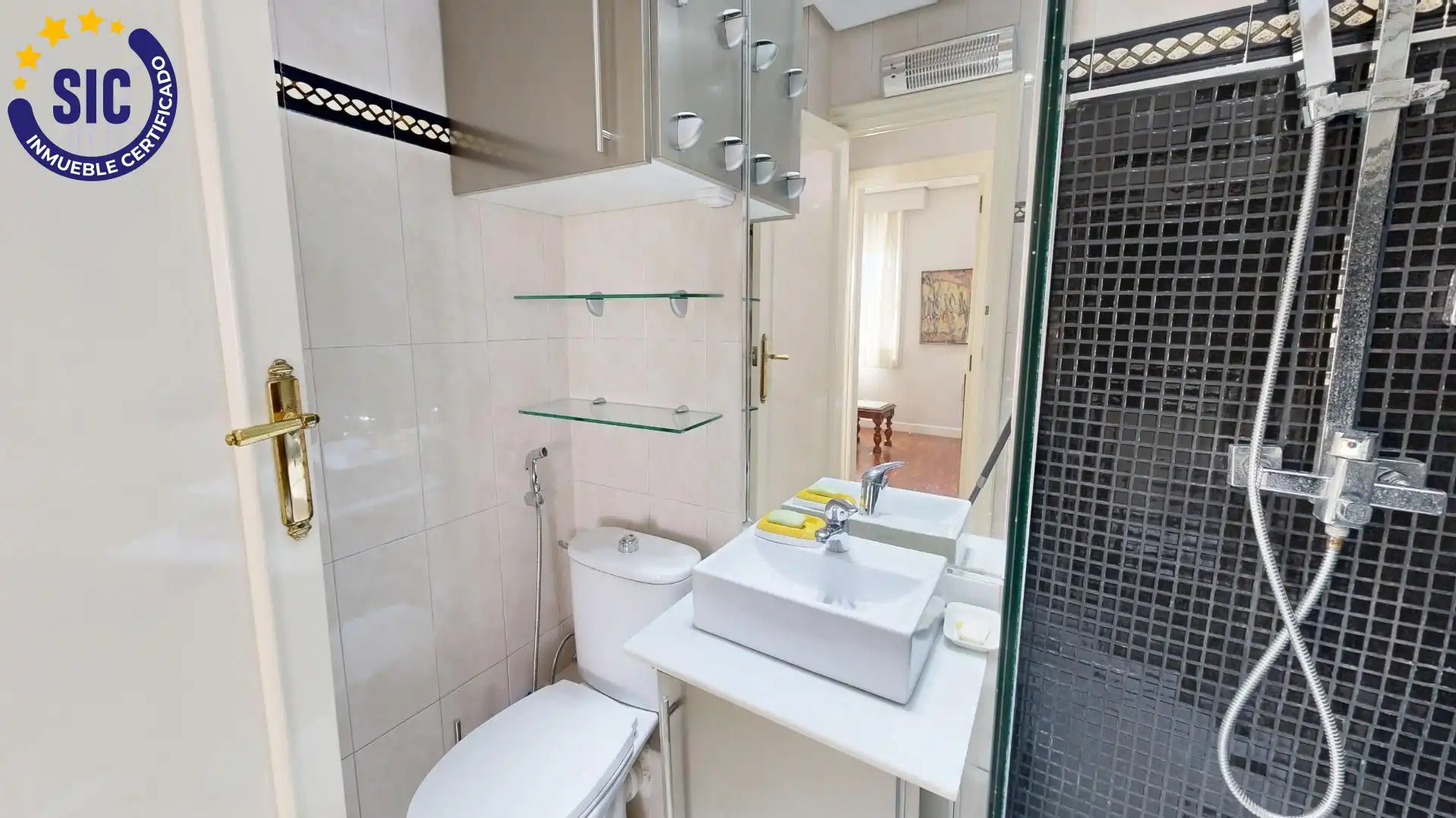 Baño de Piso en venta en Valencia con Aire acondicionado, Calefacción y Parquet