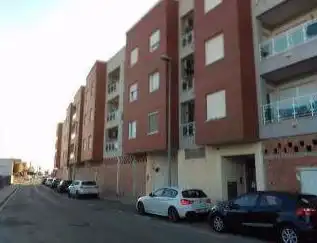 Aparcament amb ascensor en venda a Lo Leon