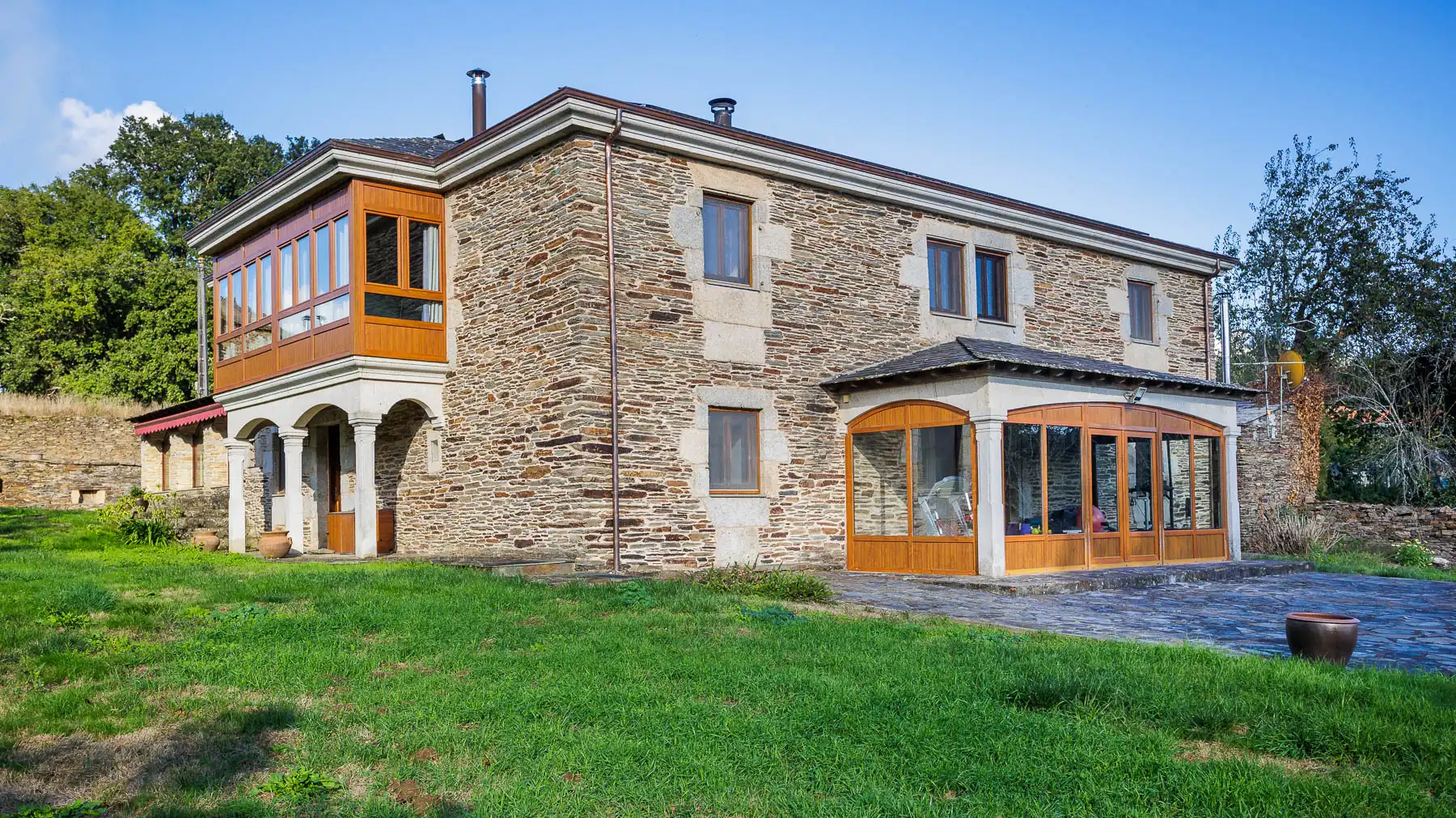 Vista exterior de Casa o chalet en venta en Lugo con Piscina y Amueblado