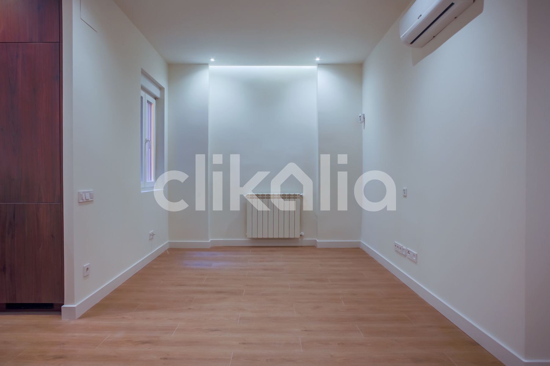 Habitación de Piso en venta en  Madrid Capital con Aire acondicionado y Calefacción