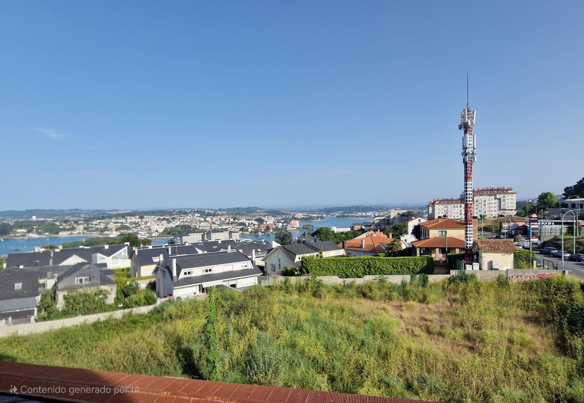 Dúplex en venta en A Coruña Capital  con Parquet, Trastero y Alarma