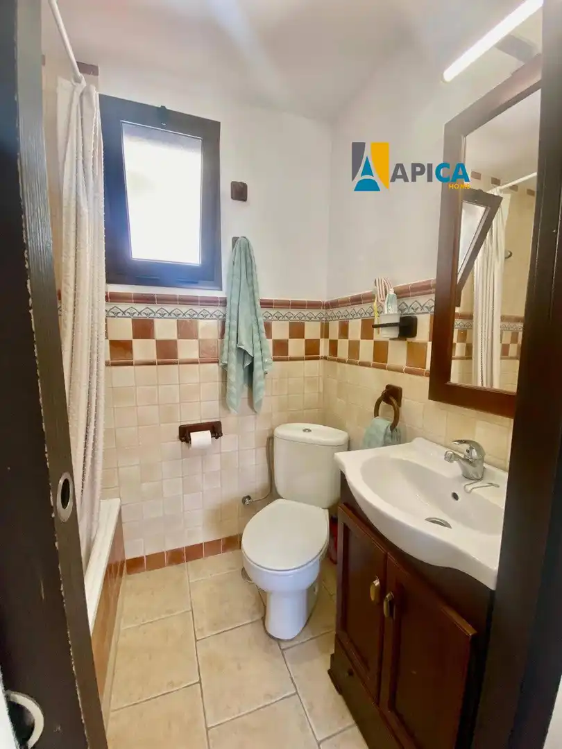Badezimmer von Wohnung zum Verkauf in Chiclana de la Frontera mit Terrasse und Möbliert