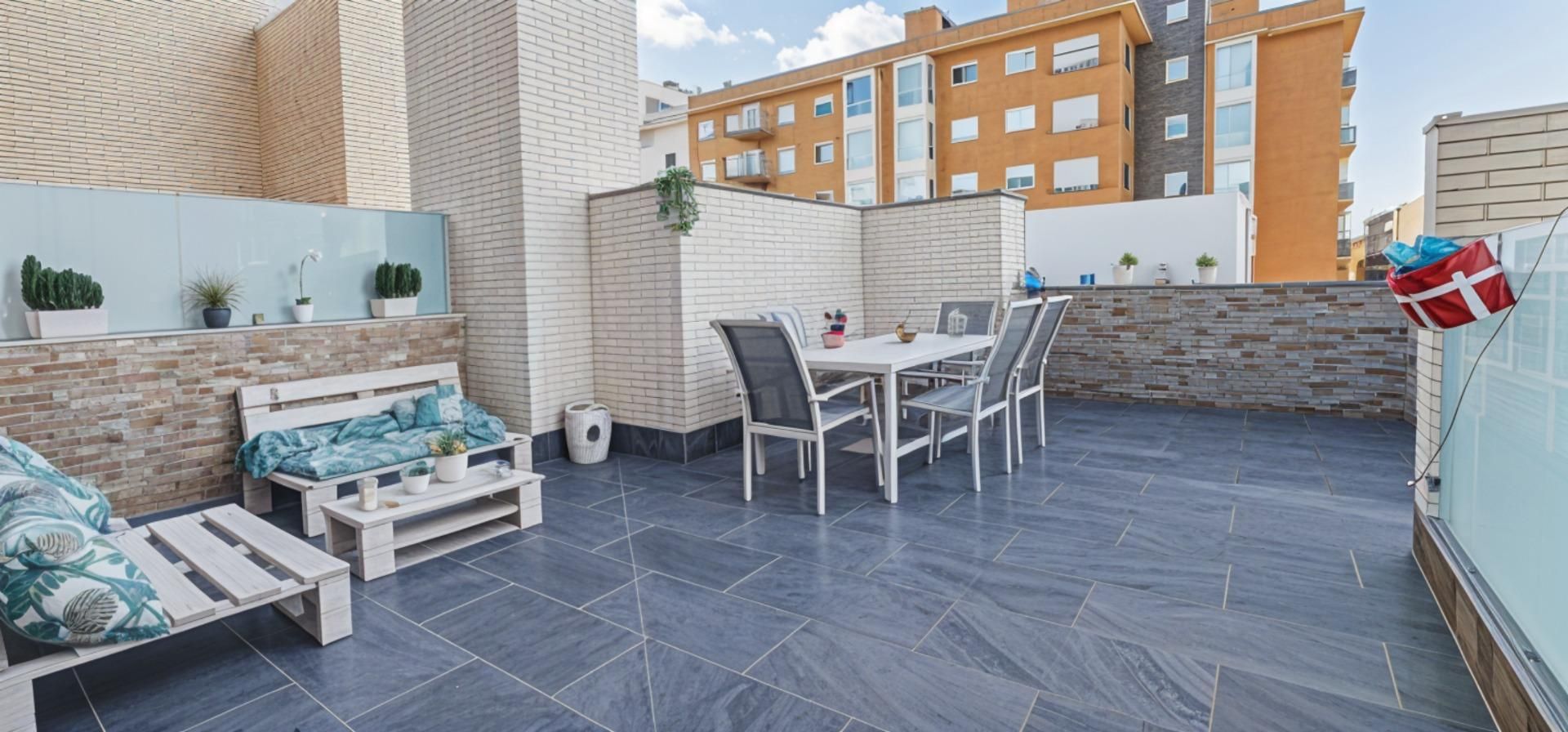 Terrassa de Àtic en venda en  Madrid Capital amb Aire condicionat, Calefacció i Jardí privat