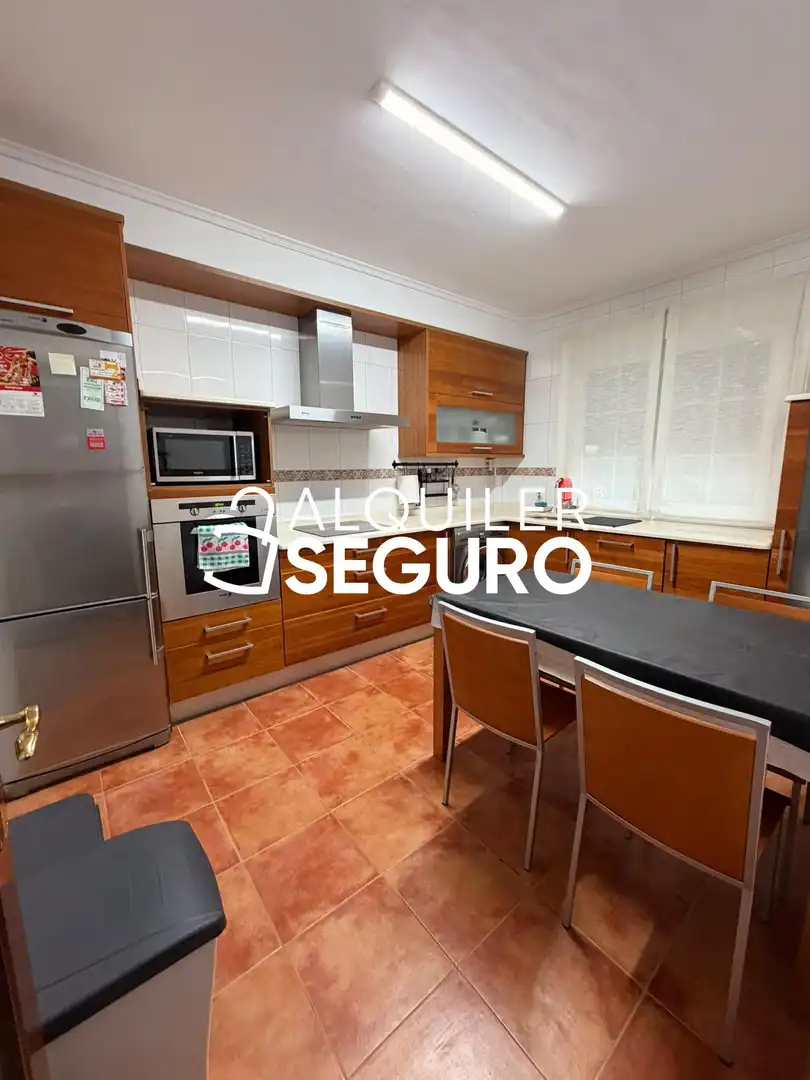 Kitchen of Flat for rent in Alonsotegi, Bizkaia