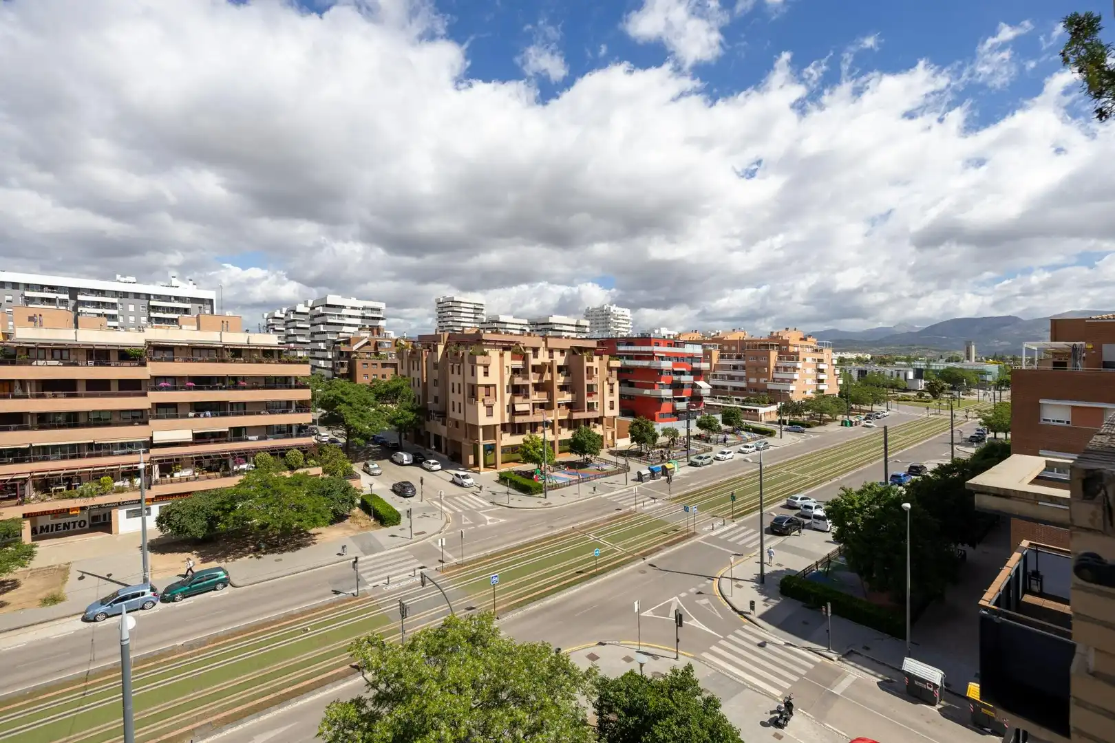 Vista exterior de Ático en venta en Granada con Aire acondicionado, Calefacción y Terraza