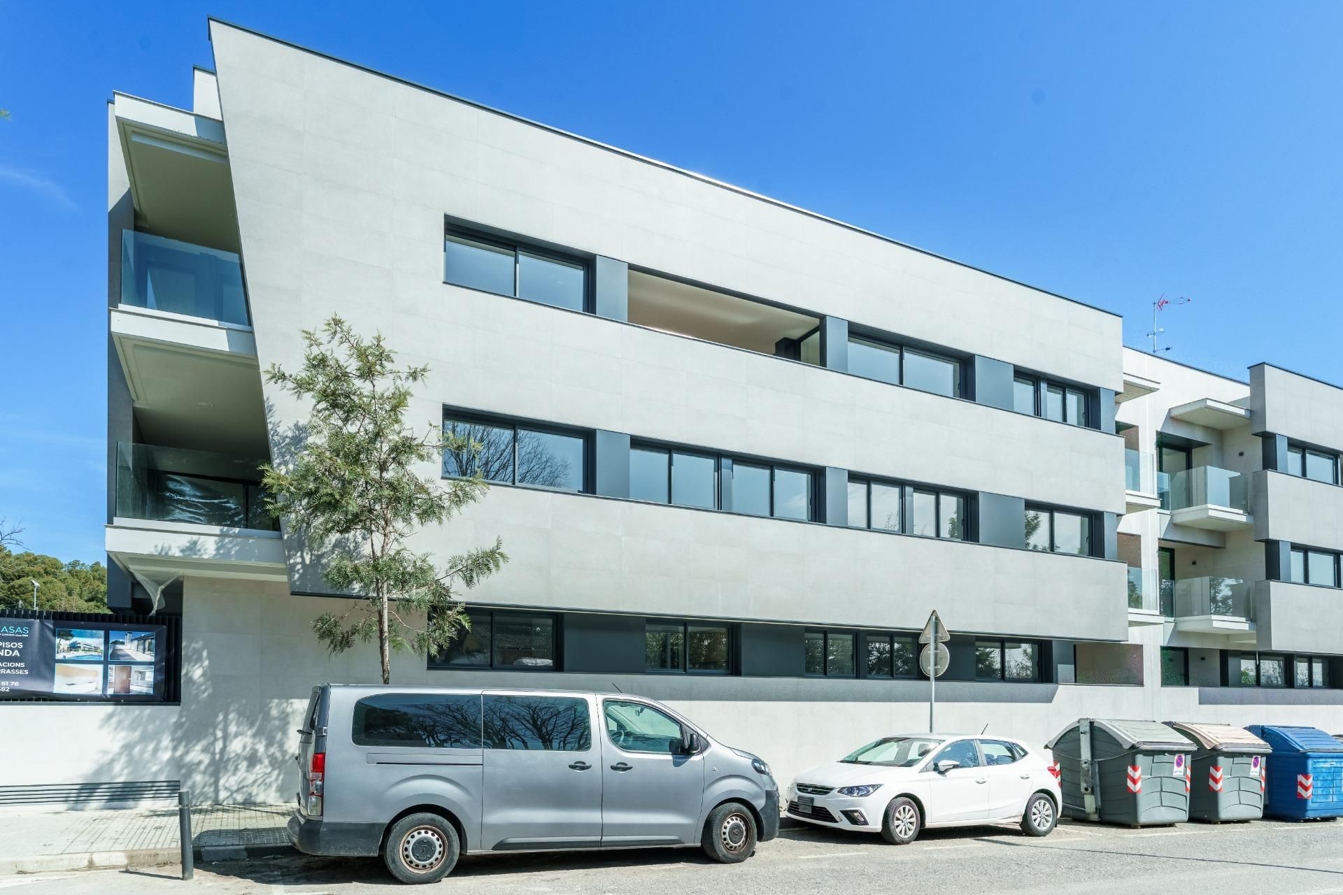 Exterior view of Attic for sale in Rubí  with Air Conditioner, Heating and Terrace