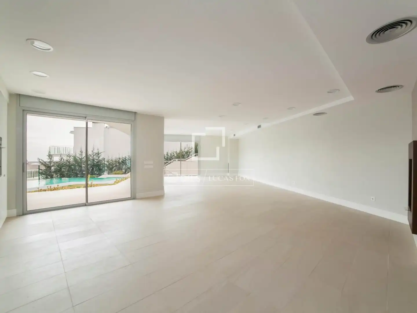 Sala de estar de Casa o chalet en venta en Lloret de Mar con Jardín privado, Terraza y Piscina