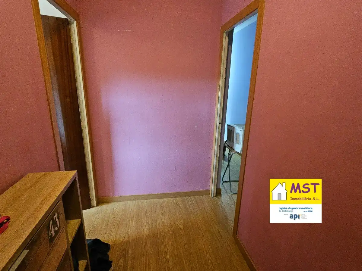 Piso en venta en Navàs con Calefacción, Parquet y Terraza