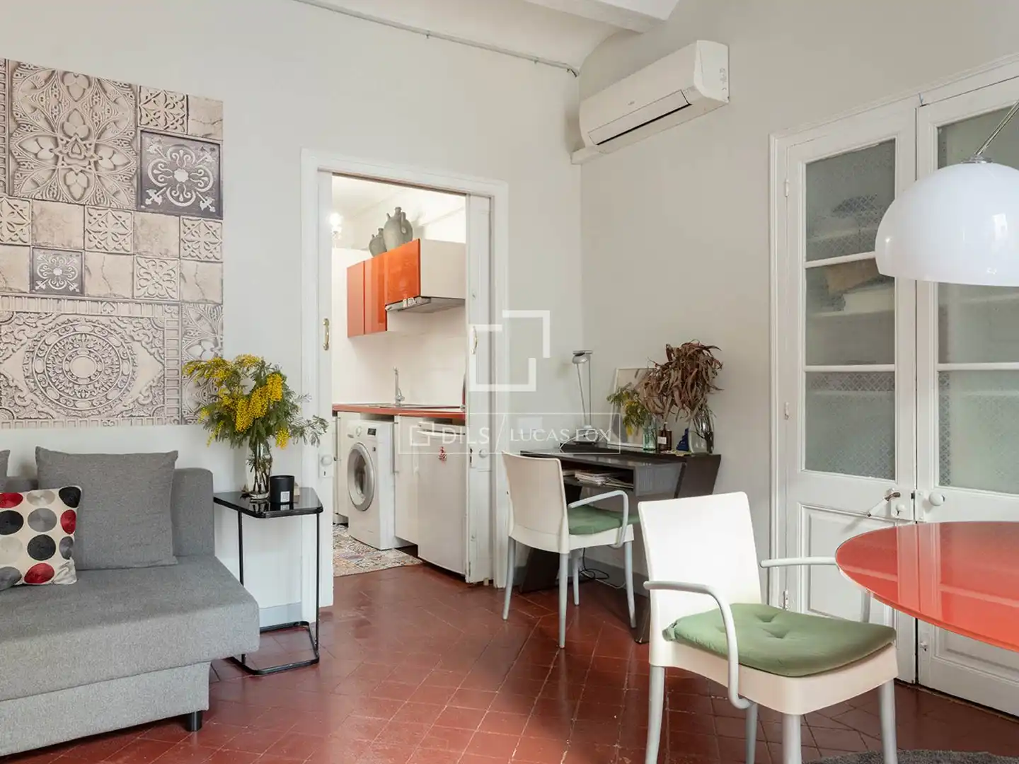 Flat for sale in Barcelona  with Air Conditioner, Terrace and Balcony
