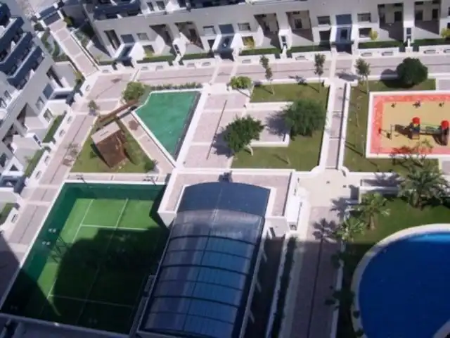 Terrassa de Pis de lloguer en Valencia amb Aire condicionat, Calefacció i Jardí privat