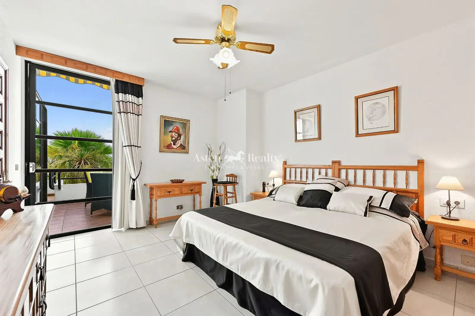 Penthouse with pool for sale in Santiago Puig 2, imagen 10