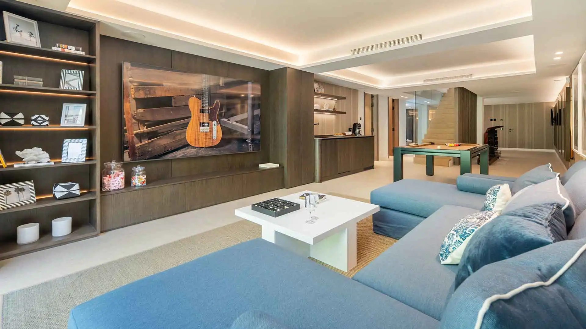 Sala d'estar de Casa o xalet en venda en Benahavís amb Aire condicionat, Jardí privat i Terrassa