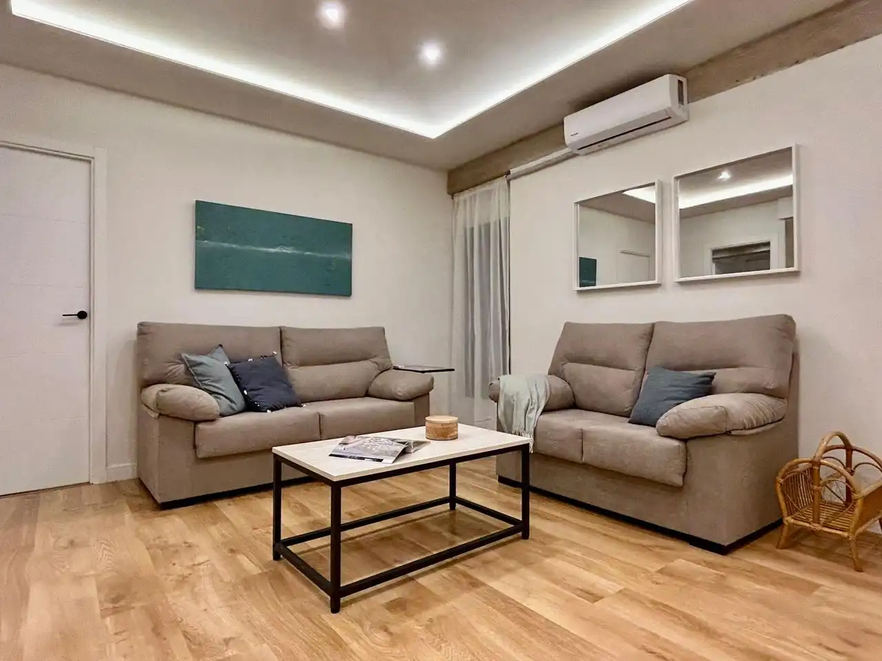 Sala de estar de Piso en venta en Granada con Aire acondicionado y Amueblado