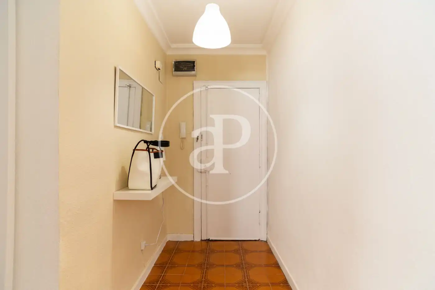 Piso de alquiler en Valencia con Calefacción y Amueblado