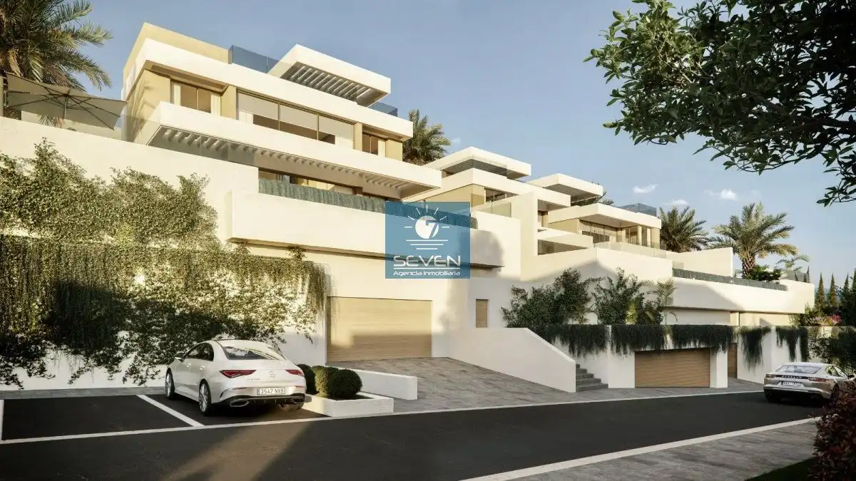Chalet con piscina en venta en La Herradura, imagen 5