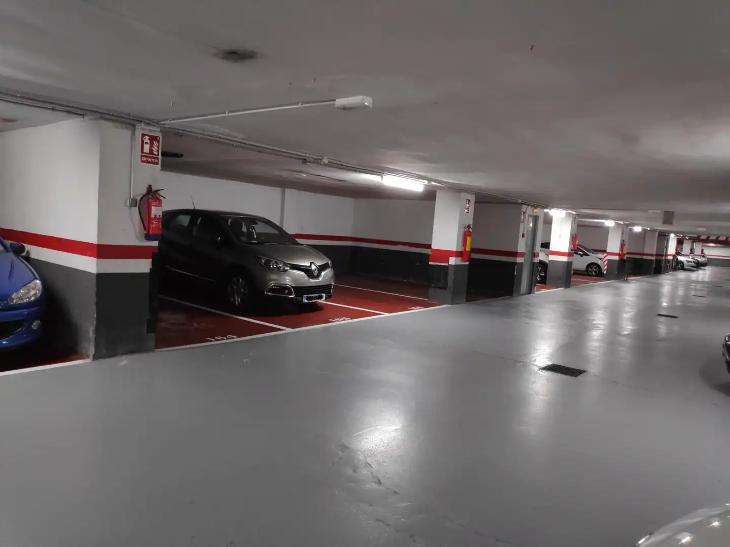 Einzelparkplatz mit Aufzug zur Miete in Carrer del Cardenal Reig 13, imagen 3