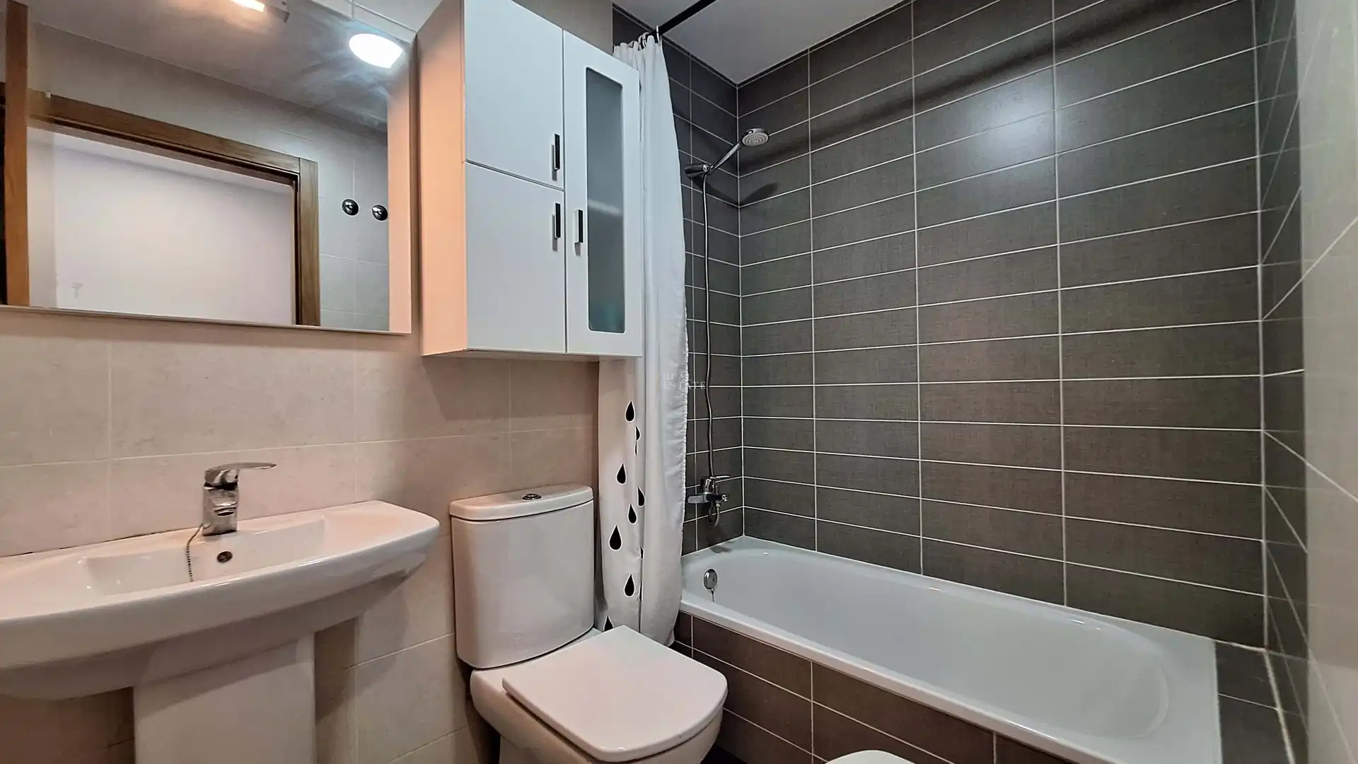 Baño de Piso en venta en Murcia con Aire acondicionado, Trastero y Balcón