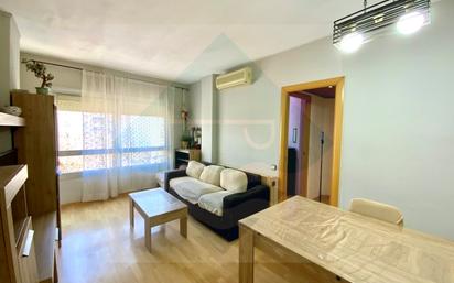 Living room of Flat for sale in  Barcelona Capital  with Air Conditioner and Terrace