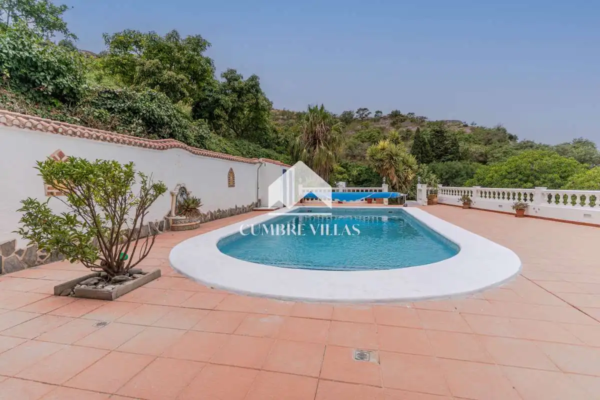 Außenansicht von Country house zum Verkauf in Torrenueva Costa mit Privatgarten, Terrasse und Abstellraum